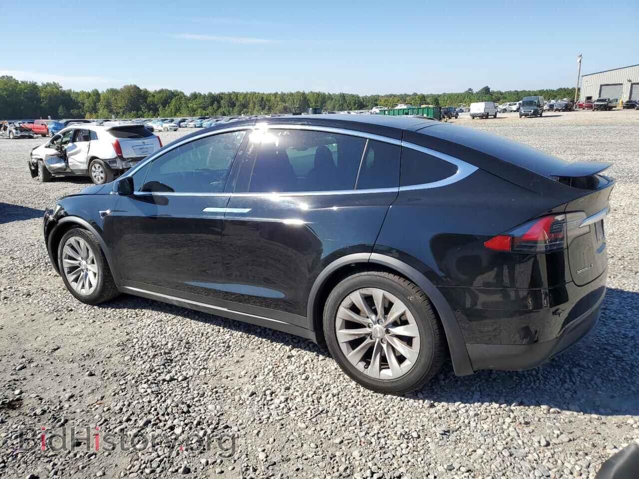 2017 TESLA MODEL X - VIN: 5YJXCDE26HF038272 - Photo 2