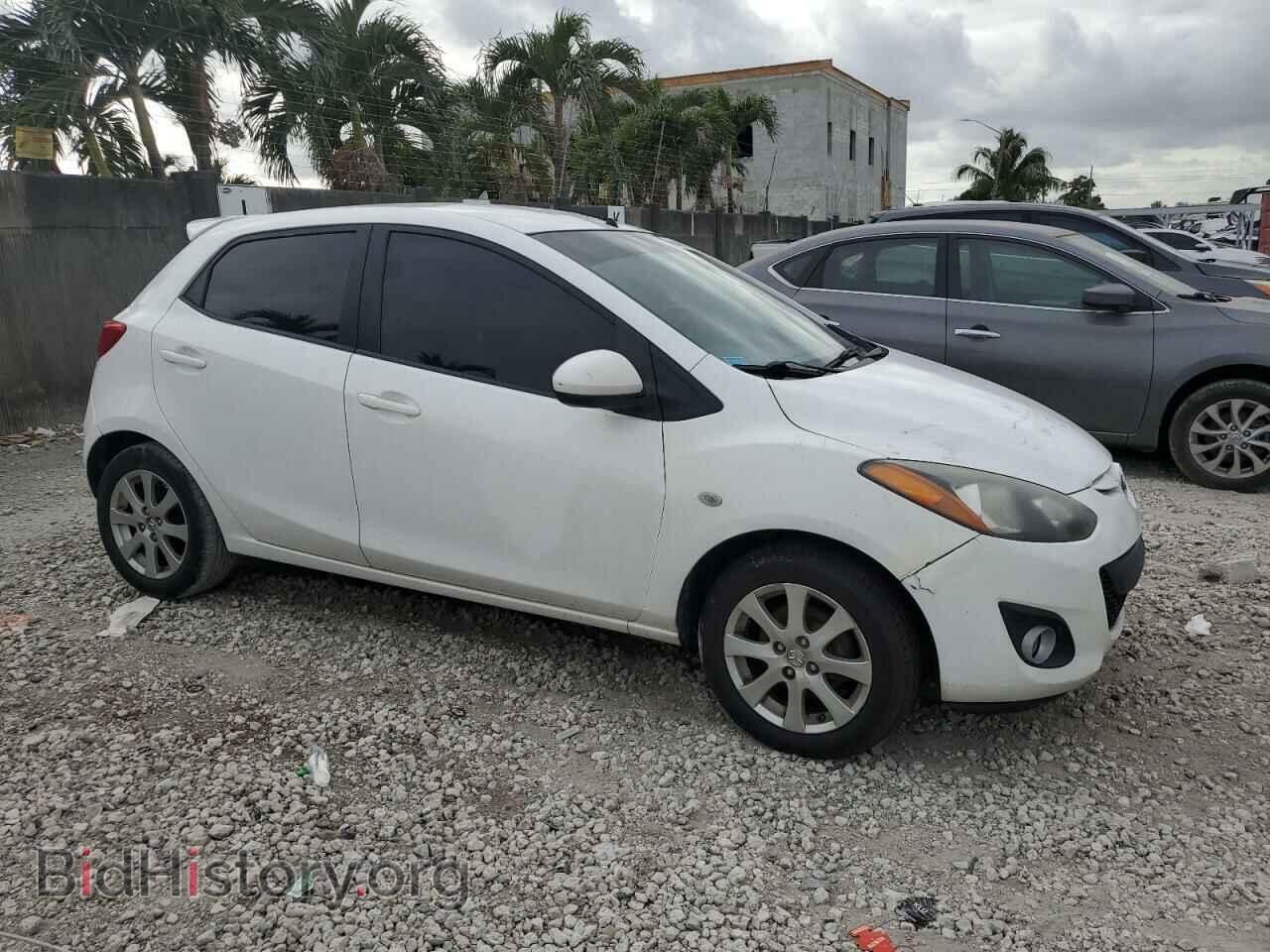 2011 MAZDA 2 - VIN: JM1DE1HY9B0125682 - Photo 4
