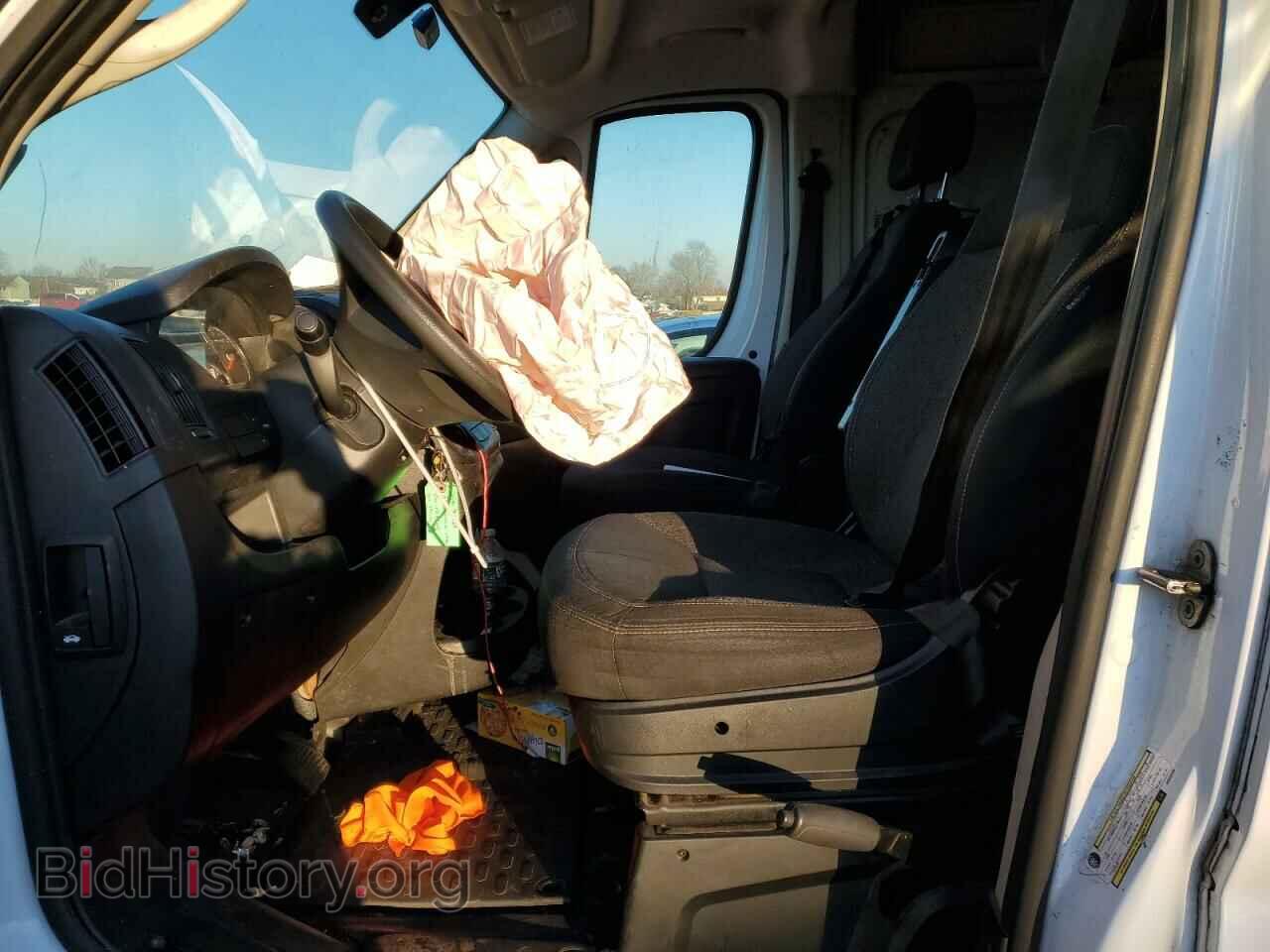 2019 RAM All Models - VIN: 3C6TRVBG5KE549740 - Фото 7