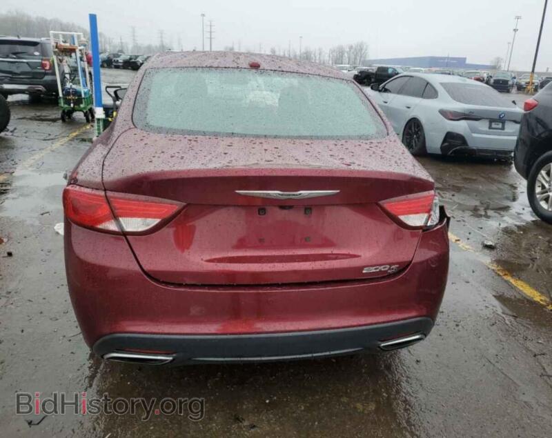 2016 Chrysler 200 (VIN 1C3CCCBBXGN123732) — фото 6 из 12