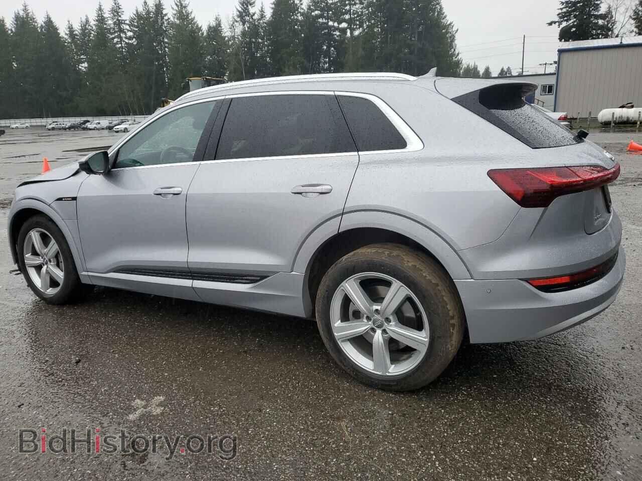 2019 AUDI E-TRON - VIN: WA1LABGE8KB022207 - Photo 2
