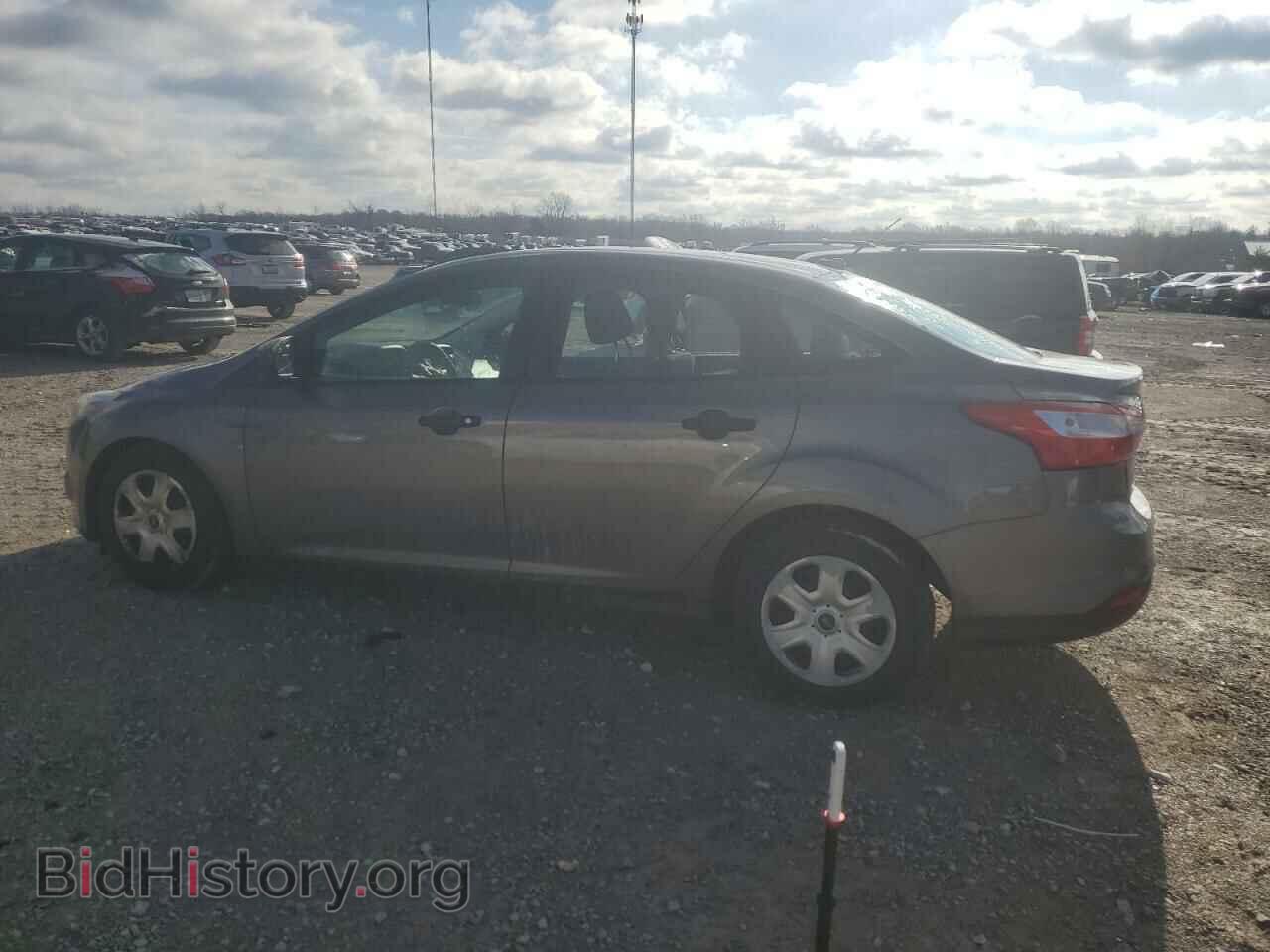 2013 FORD FOCUS - VIN: 1FADP3E22DL320634 - Фото 2
