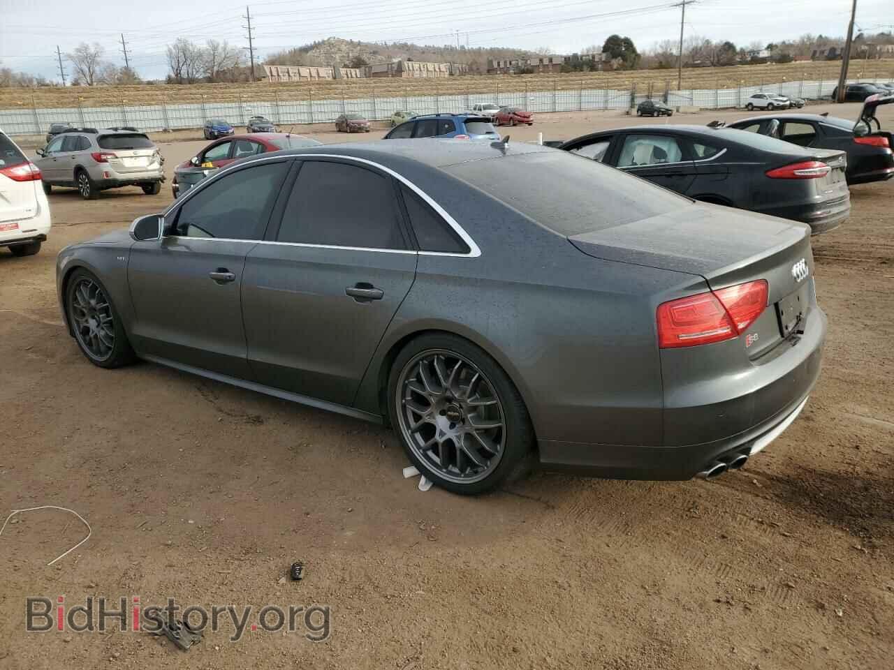2014 AUDI S8 - VIN: WAUD2AFD0EN004276 - Фото 2