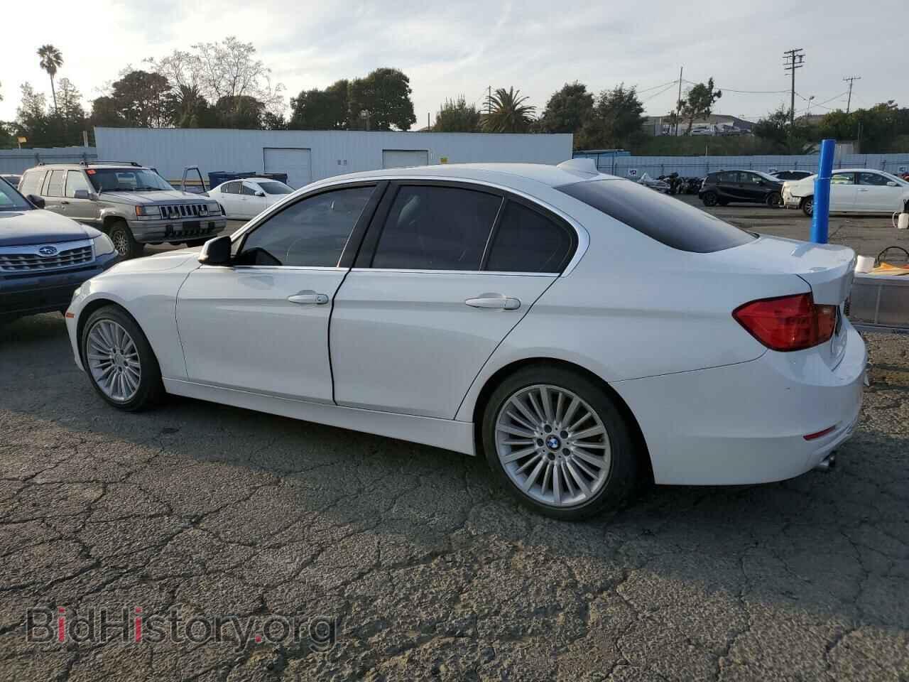 2012 BMW 3 SERIES - VIN: WBA3C1C50CF431258 - Фото 2