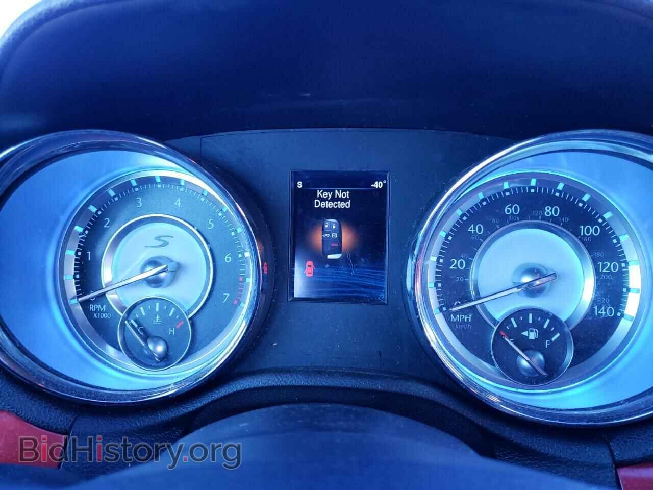2014 CHRYSLER 300 - VIN: 2C3CCABG9EH328402 - Фото 9