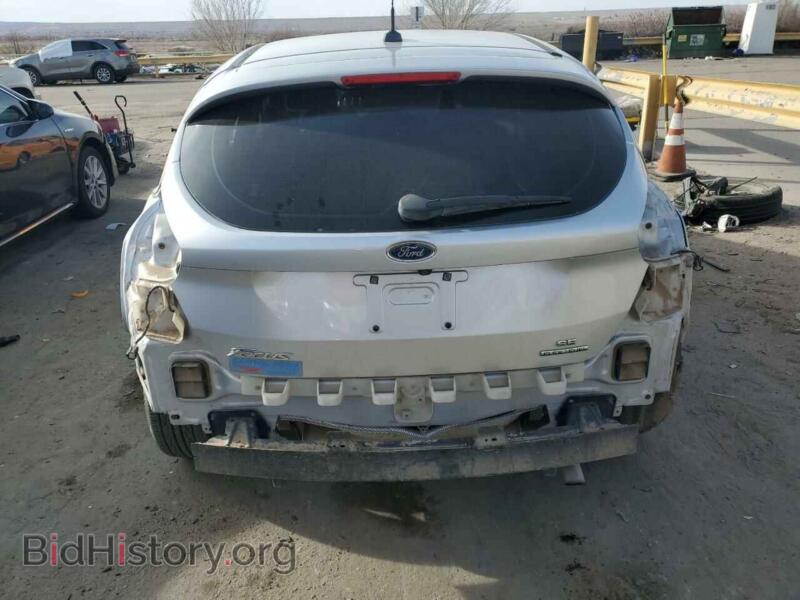 2016 Ford FOCUS (VIN 1FADP3K2XGL246016) — photo 6 of 12