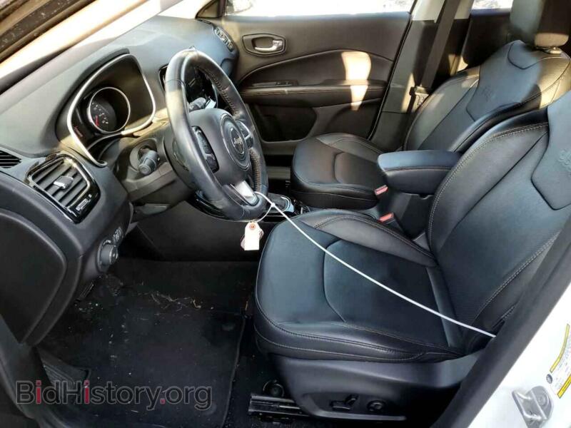 2020 Jeep COMPASS (VIN 3C4NJDCB1LT196464) — photo 7 of 12