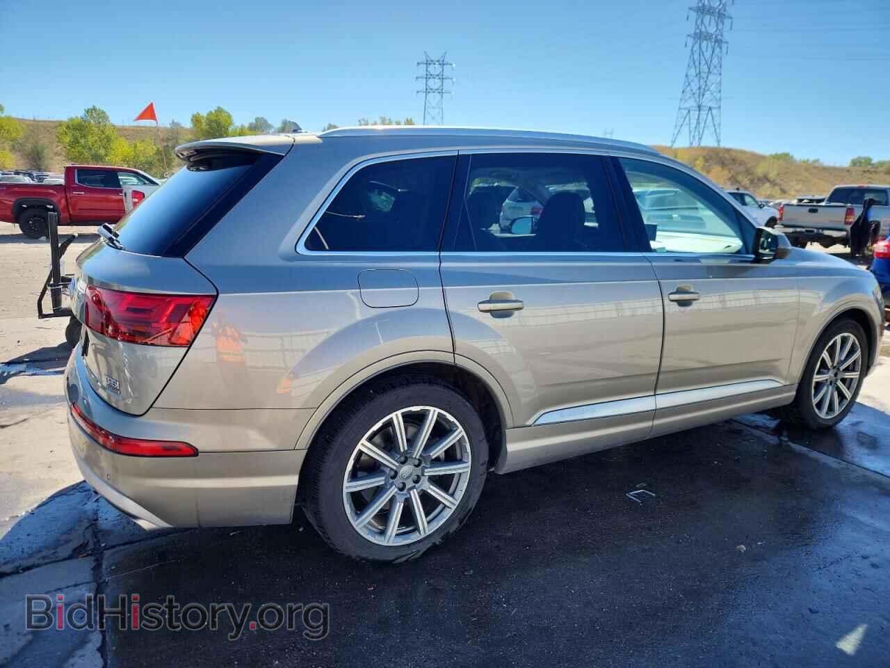 2017 AUDI Q7 - VIN: WA1VAAF7XHD045992 - Фото 3