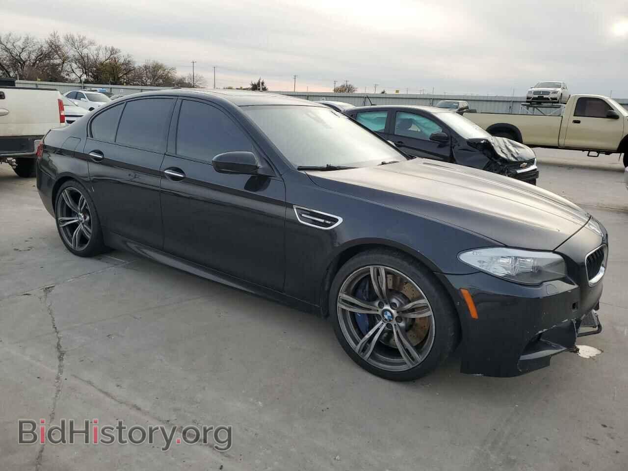 2013 BMW M5 - VIN: WBSFV9C58DC772976 - Фото 4