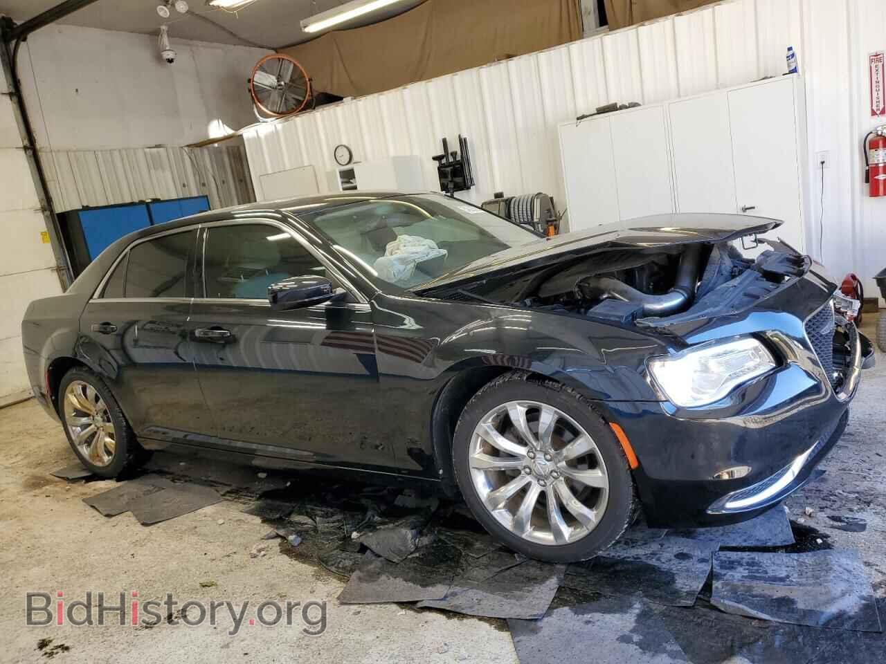 2019 CHRYSLER 300 - VIN: 2C3CCAAG9KH746195 - Фото 4
