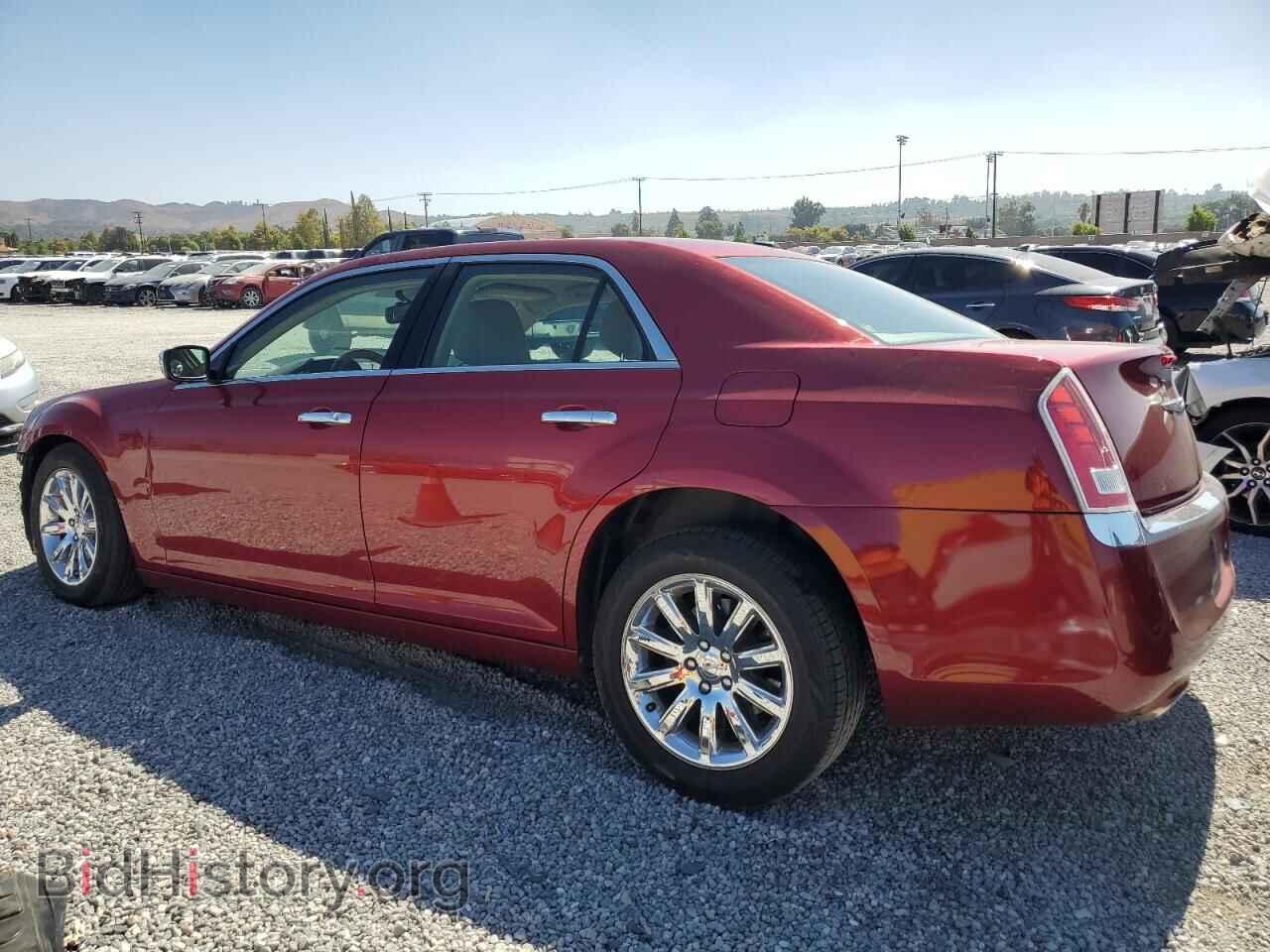 2012 CHRYSLER 300 - VIN: 2C3CCACG1CH231805 - Фото 2