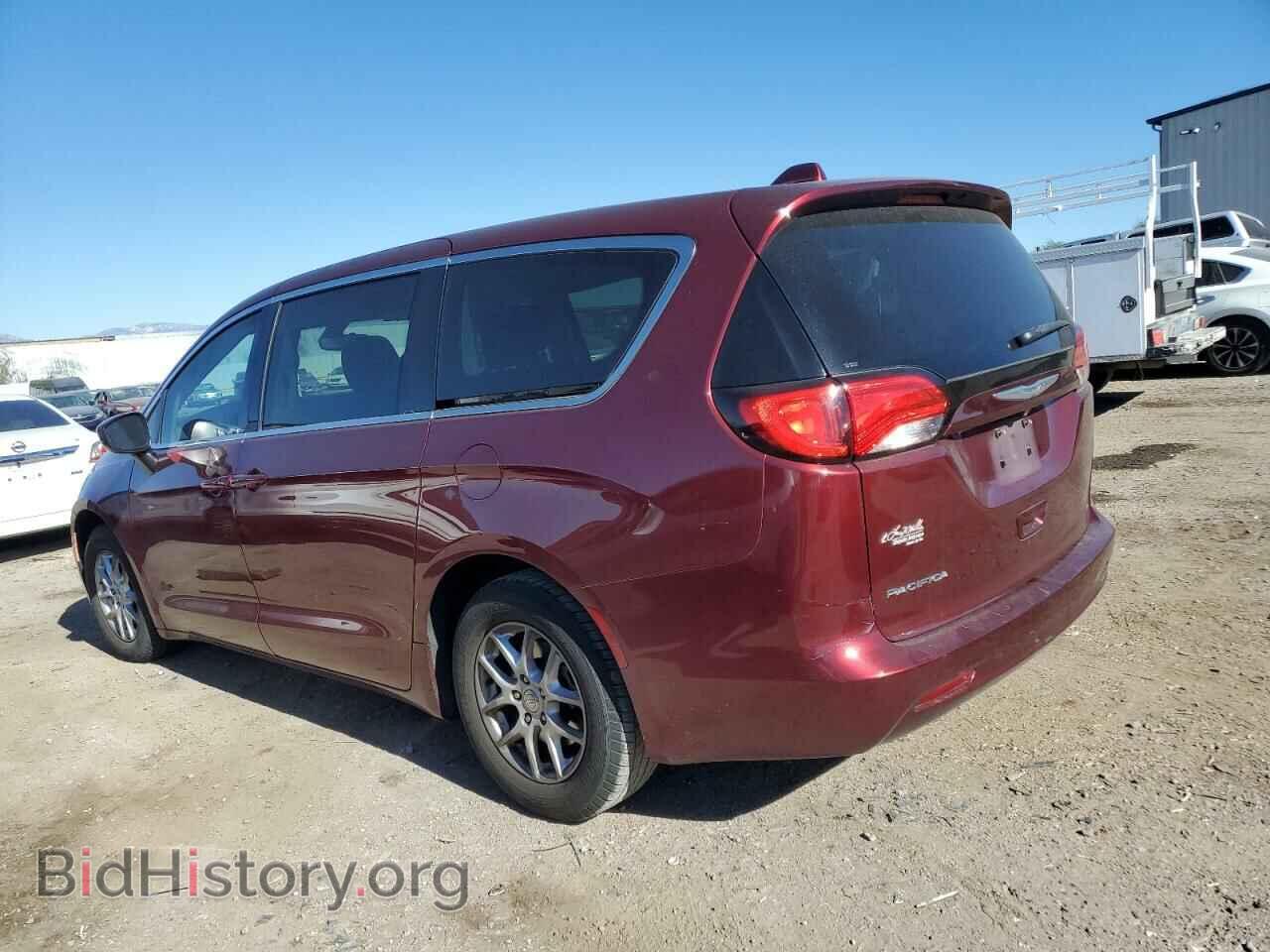 2017 CHRYSLER PACIFICA - VIN: 2C4RC1DG8HR588260 - Фото 2