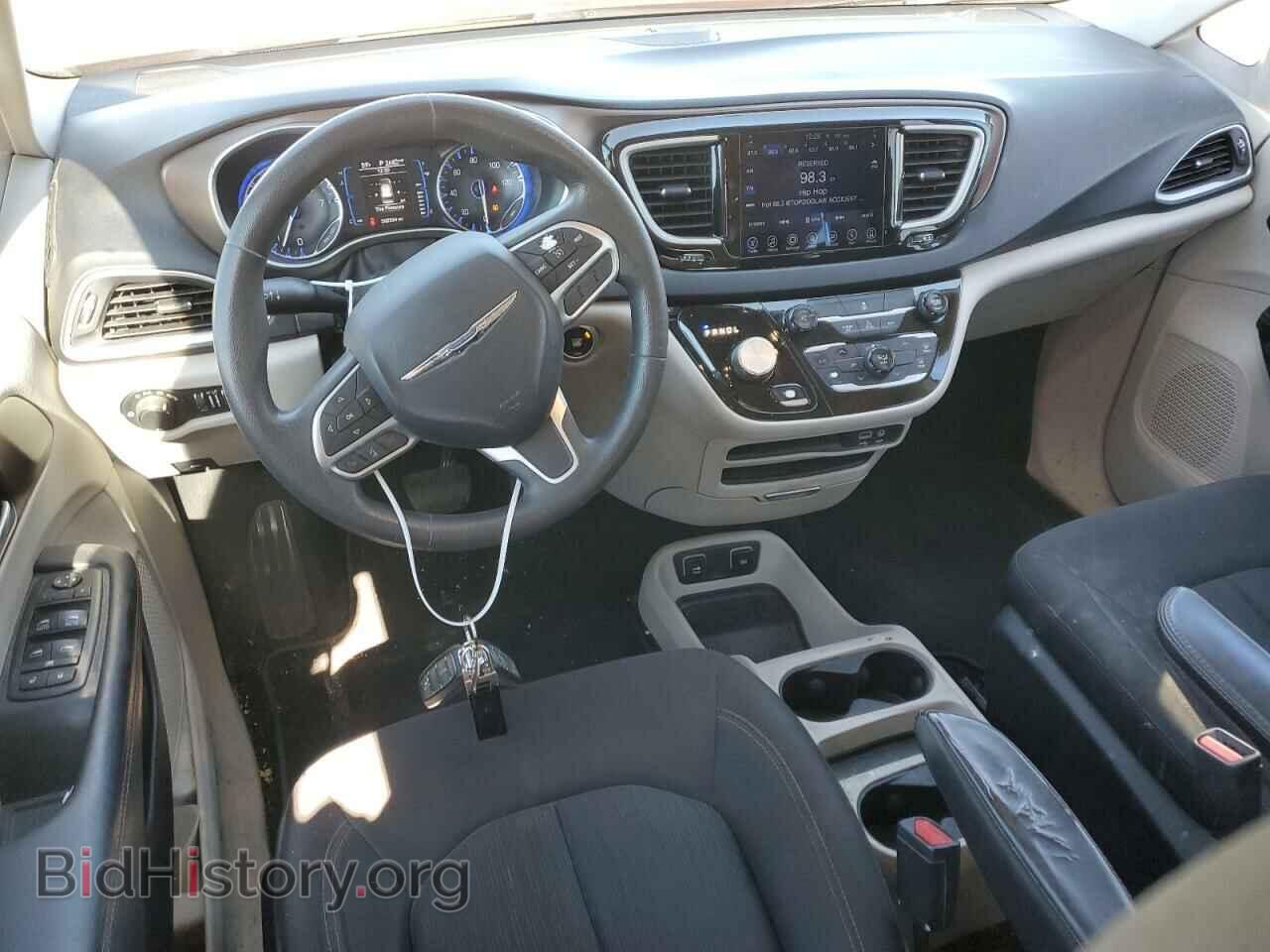 2017 CHRYSLER PACIFICA - VIN: 2C4RC1DG8HR588260 - Фото 8