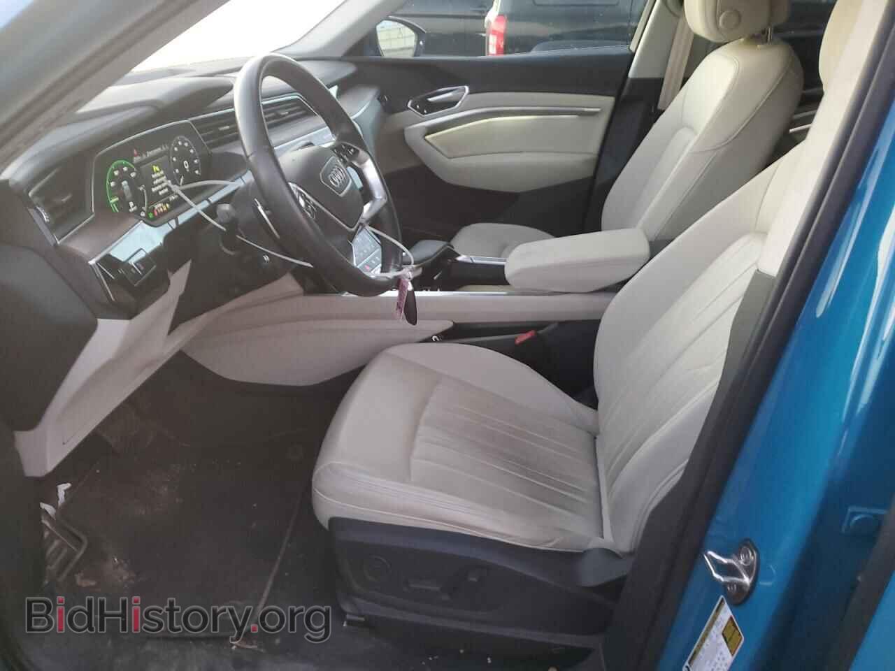 2019 AUDI E-TRON - VIN: WA1LAAGE0KB015407 - Фото 7