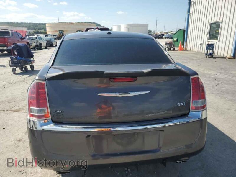 2013 Chrysler 300 (VIN 2C3CCARG4DH519570) — photo 6 of 14