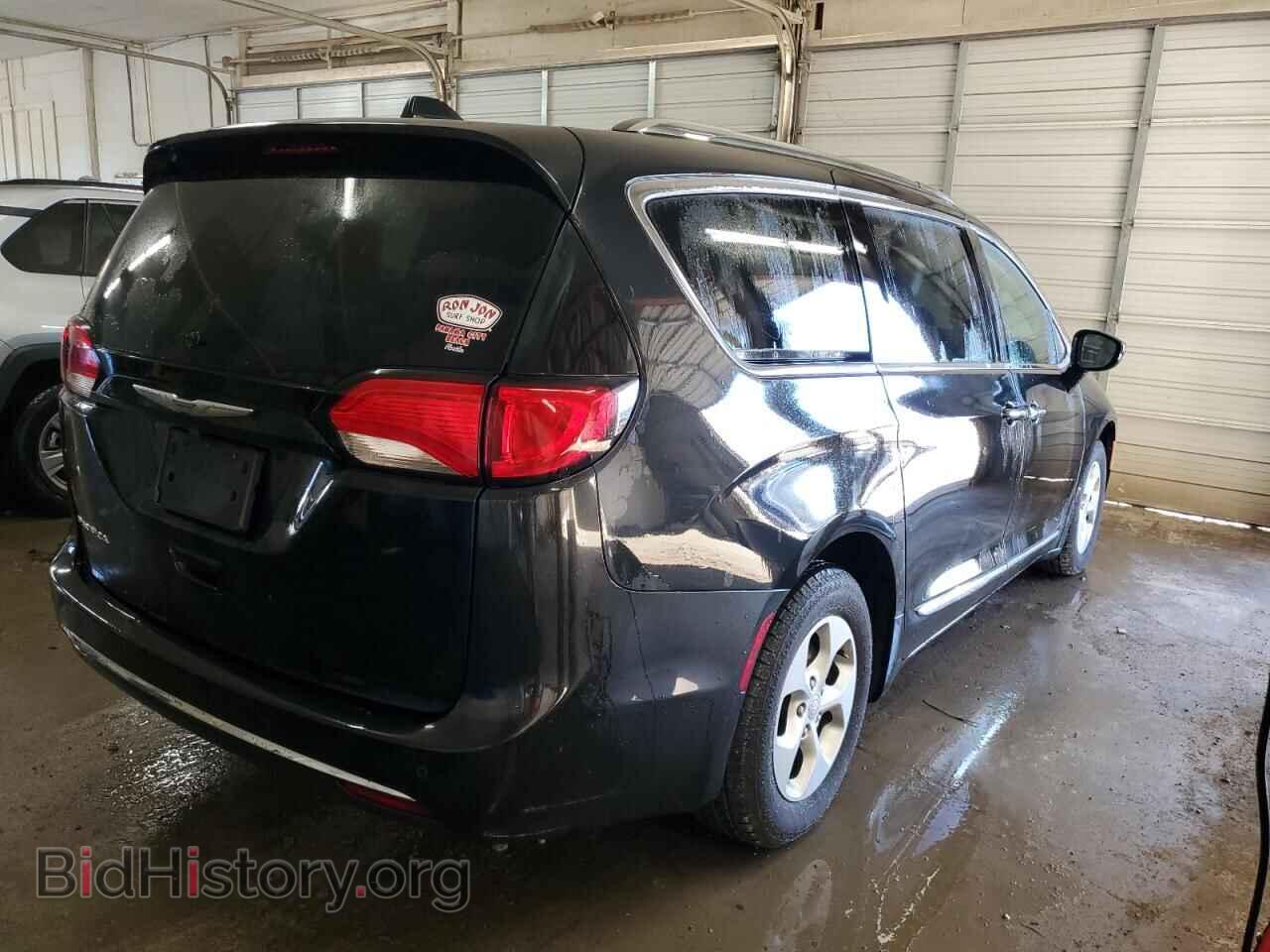 2017 CHRYSLER PACIFICA - VIN: 2C4RC1EG2HR653070 - Photo 3