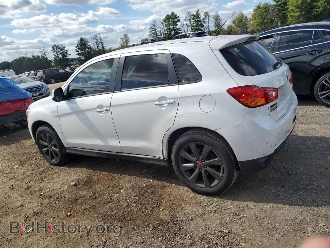 2015 MITSUBISHI OUTLANDER - VIN: 4A4AR3AU2FE050979 - Фото 2