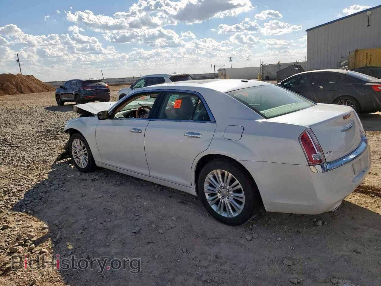 2012 CHRYSLER 300 - VIN: 2C3CCAKT5CH188939 - Photo 2