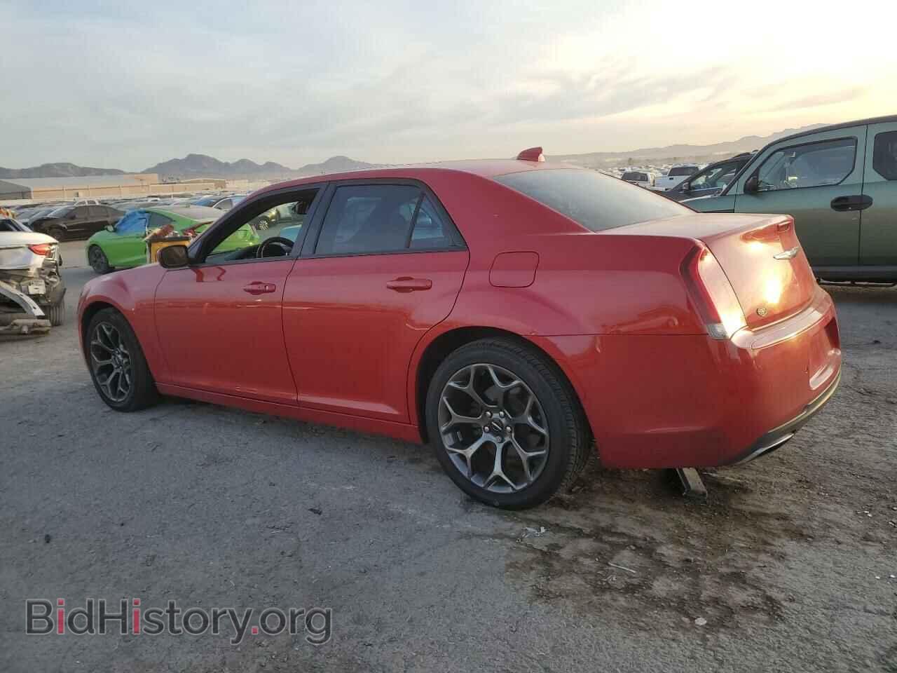 2016 CHRYSLER 300 - VIN: 2C3CCABG9GH175863 - Фото 2