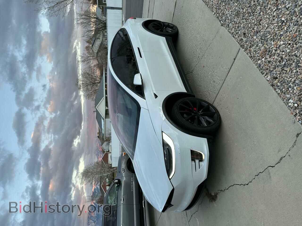 2016 TESLA MODEL X - VIN: 5YJXCBE48GF016679 - Фото 2