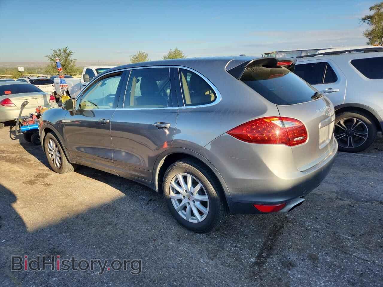 2012 PORSCHE CAYENNE - VIN: WP1AA2A27CLA06747 - Фото 2
