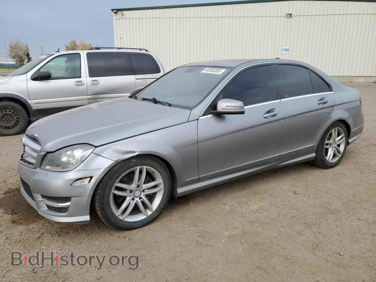 Photo WDDGF8FB9CA700852 - MERCEDES-BENZ C-CLASS 2012