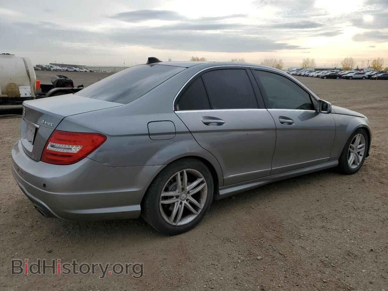 2012 MERCEDES-BENZ C-CLASS - VIN: WDDGF8FB9CA700852 - Фото 3