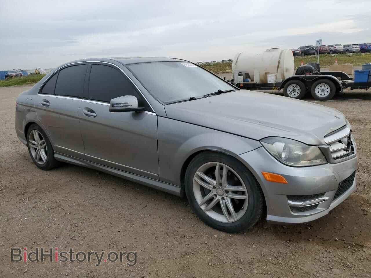 2012 MERCEDES-BENZ C-CLASS - VIN: WDDGF8FB9CA700852 - Фото 4