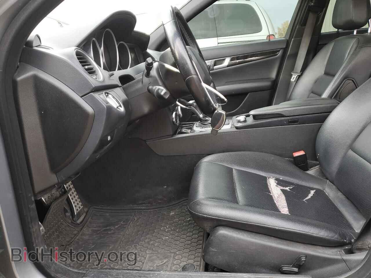 2012 MERCEDES-BENZ C-CLASS - VIN: WDDGF8FB9CA700852 - Фото 7