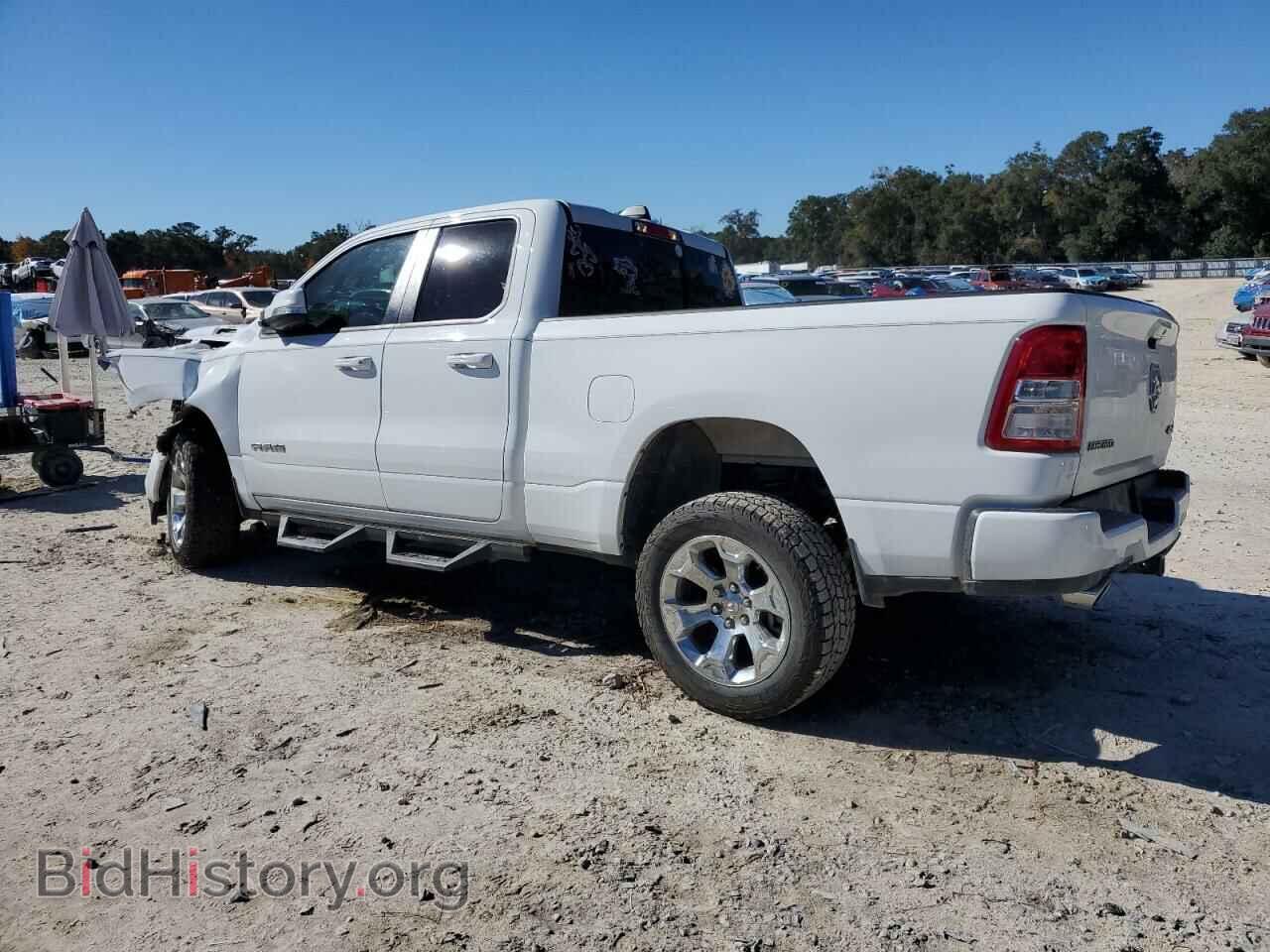 2022 RAM 1500 - VIN: 1C6SRFBTXNN163622 - Фото 2