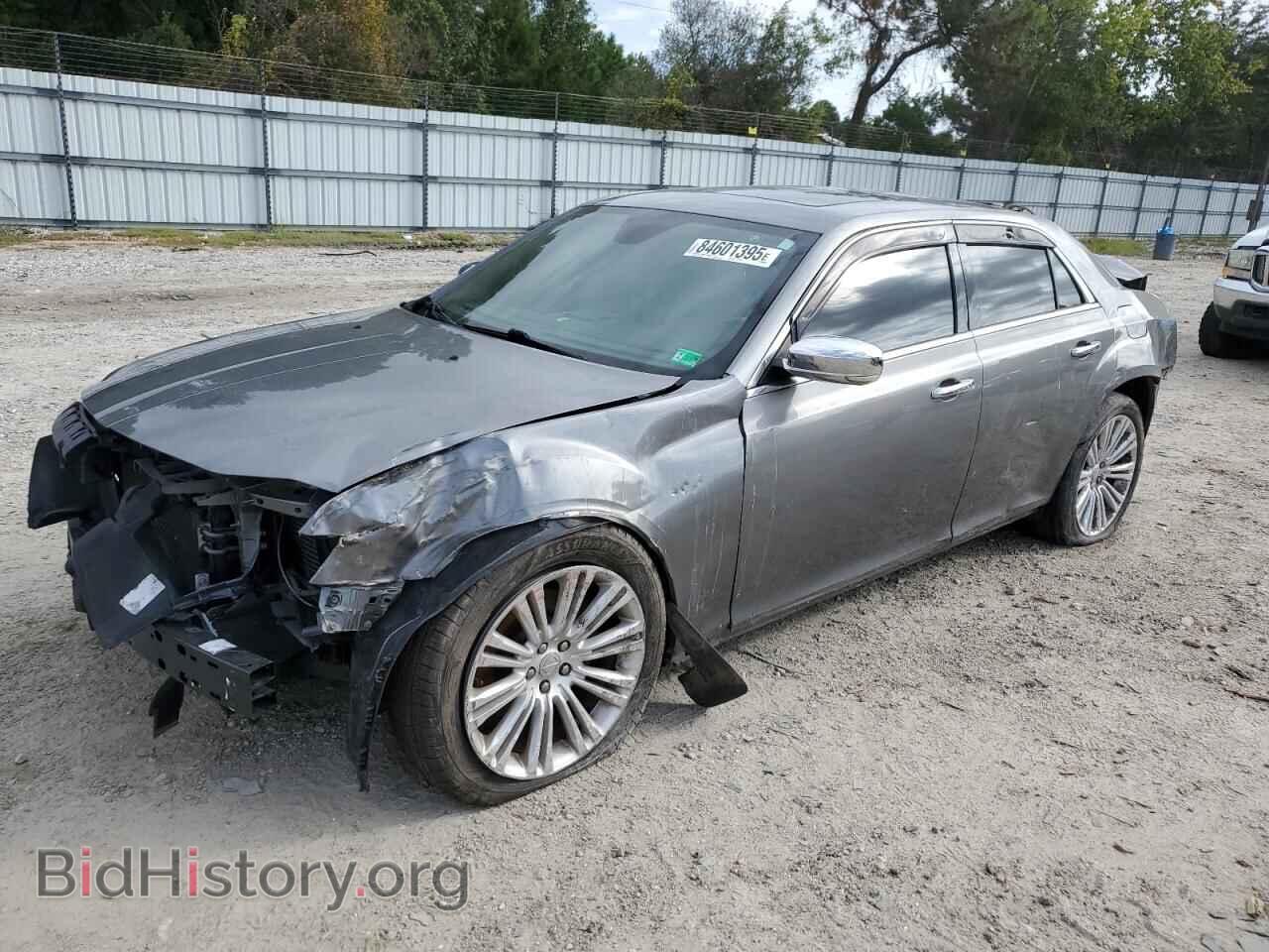 Photo 2C3CA6CT5BH514013 - CHRYSLER 300 2011