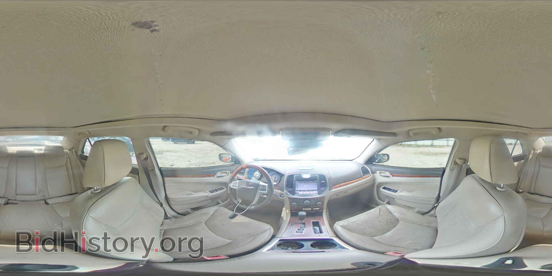 2011 CHRYSLER 300 - VIN: 2C3CA6CT5BH514013 - Photo 15