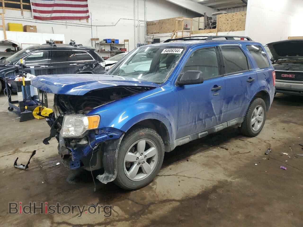 Фотография 1FMCU0D70BKB25012 - FORD ESCAPE 2011