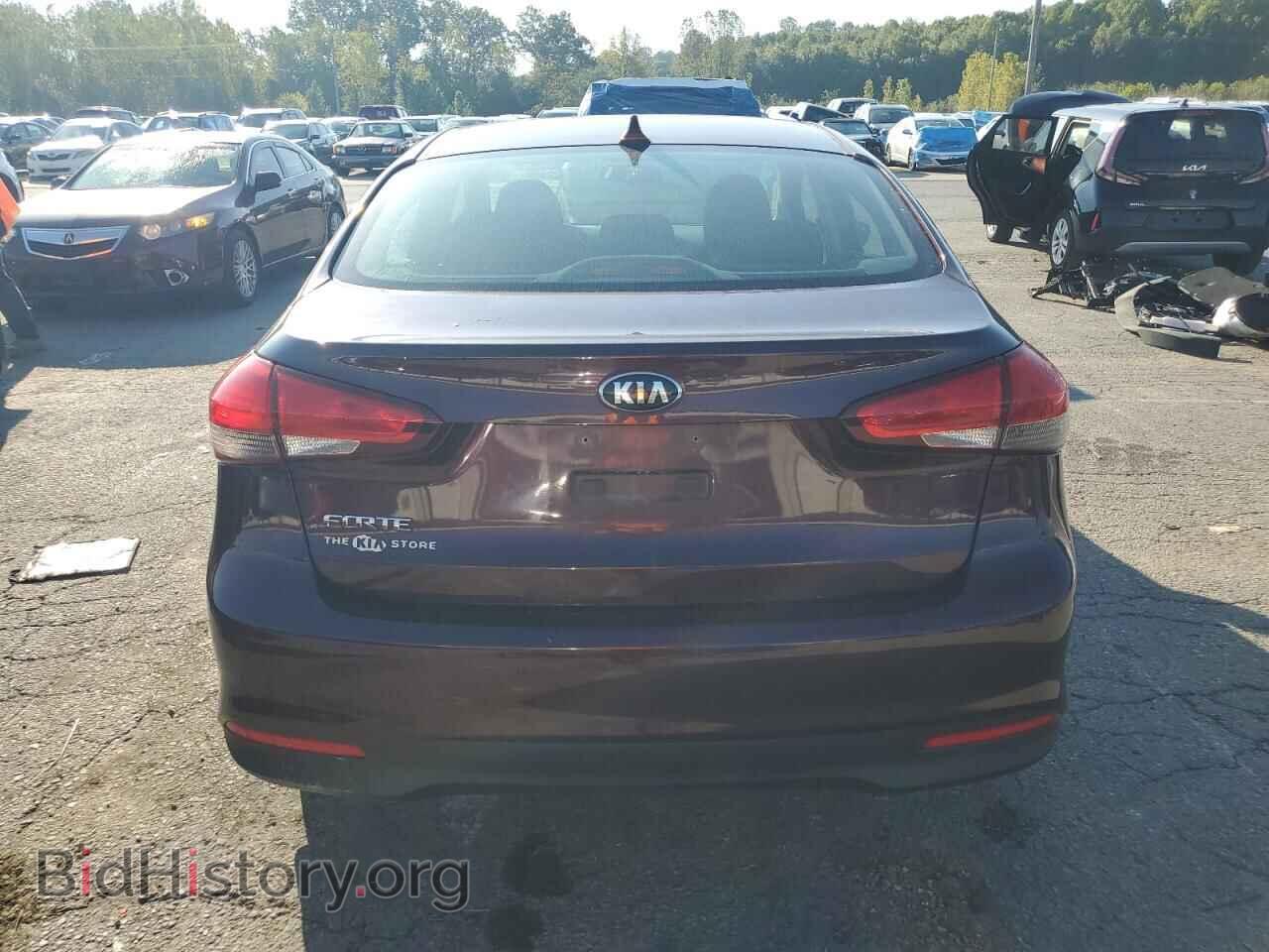2017 KIA FORTE - VIN: 3KPFK4A76HE135915 - Фото 6