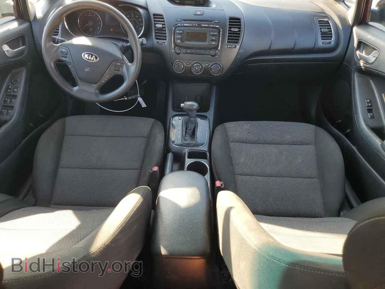 2017 KIA FORTE - VIN: 3KPFK4A76HE135915 - Фото 8