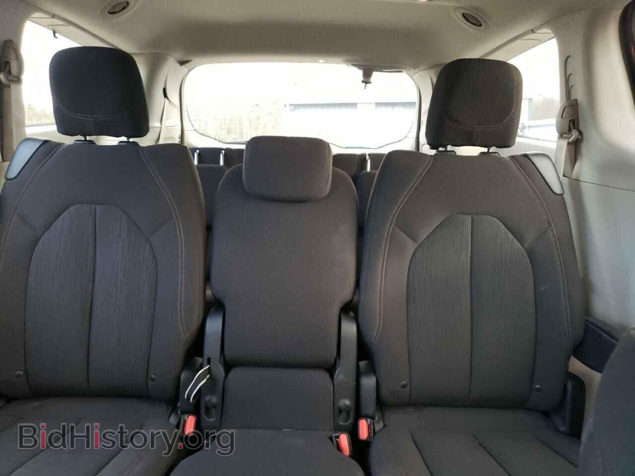 2018 CHRYSLER PACIFICA - VIN: 2C4RC1FGXJR109081 - Фото 10