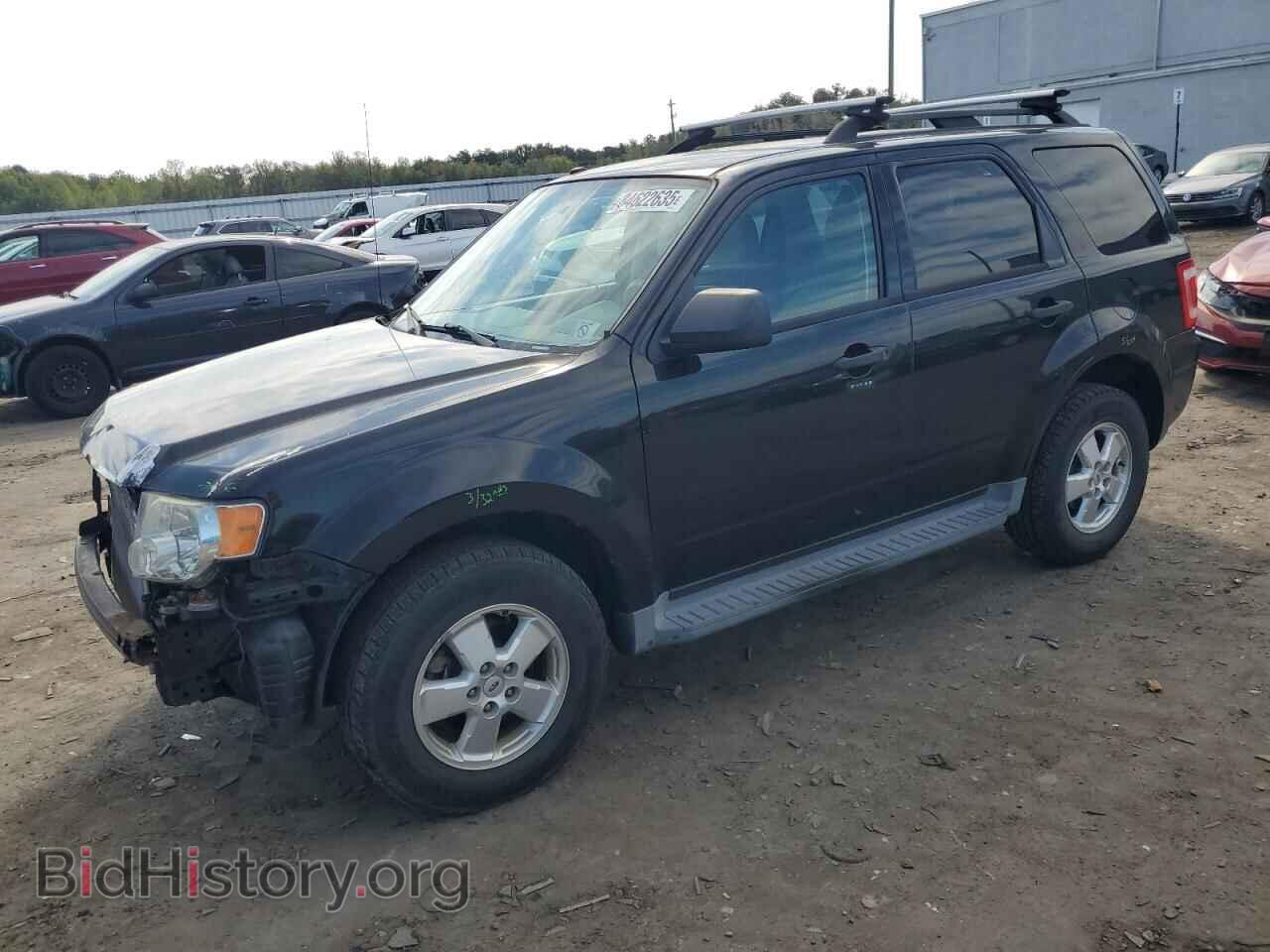 Фотография 1FMCU0D71BKA75608 - FORD ESCAPE 2011