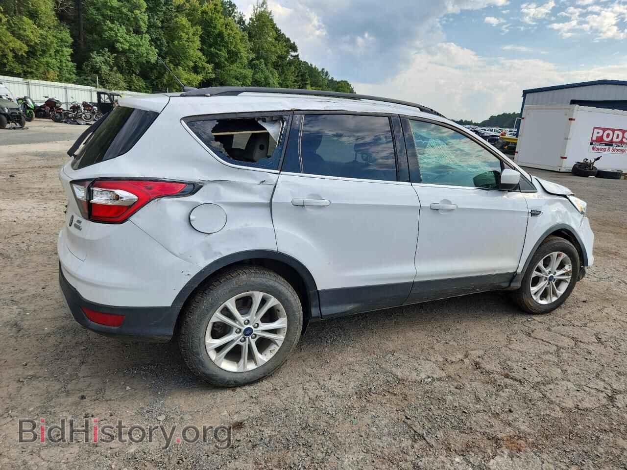 2018 FORD ESCAPE - VIN: 1FMCU0G96JUC63685 - Фото 3