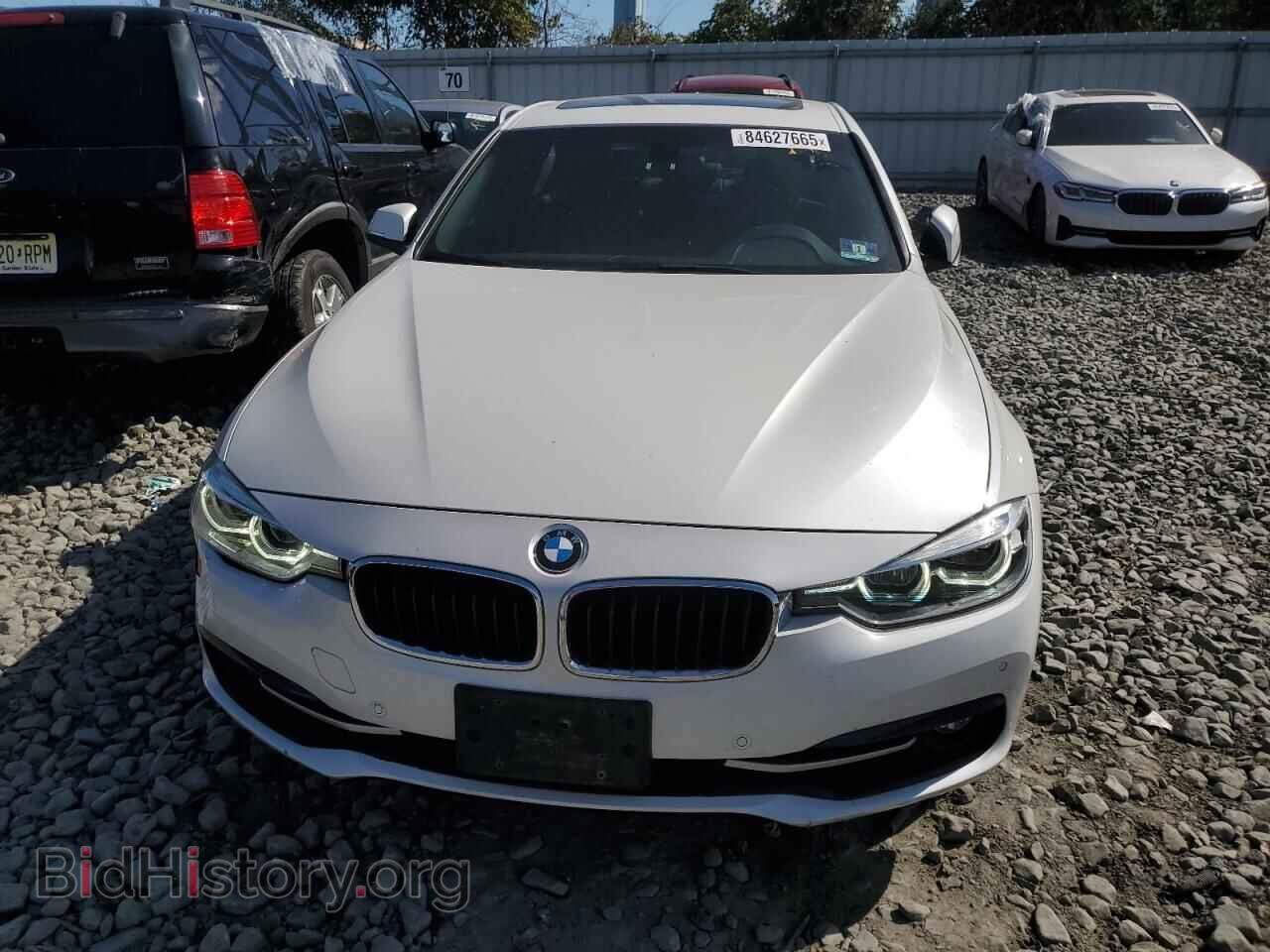 2017 BMW 3 SERIES - VIN: WBA8D9G59HNU60864 - Фото 5
