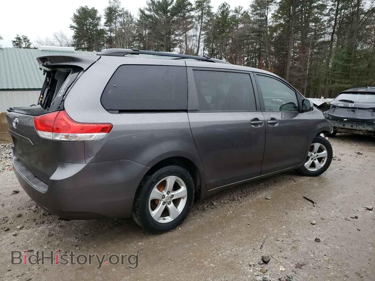 2011 TOYOTA All Models - VIN: 5TDKK3DC2BS033283 - Фото 3