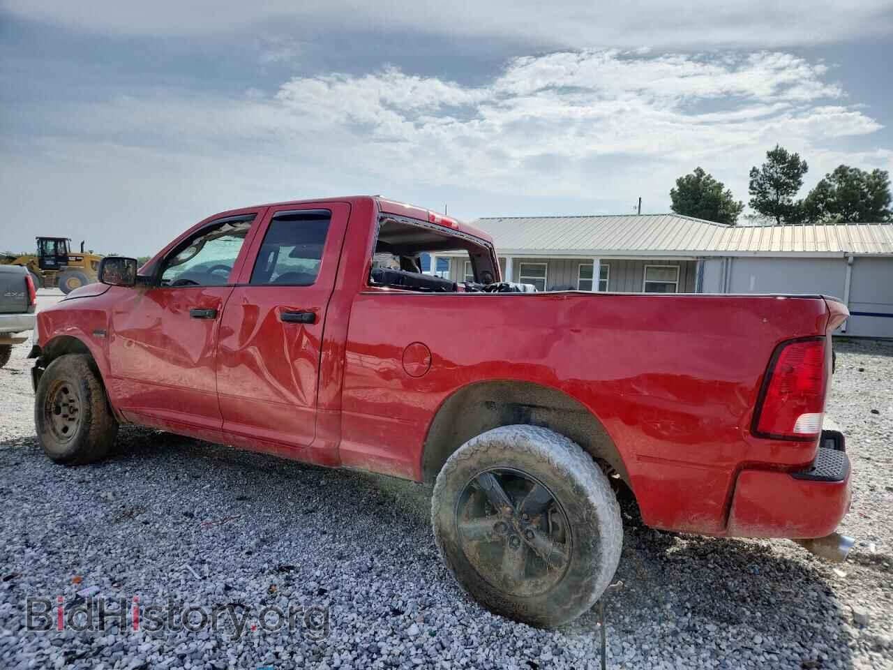 2018 RAM 1500 - VIN: 1C6RR7FT6JS175065 - Photo 2