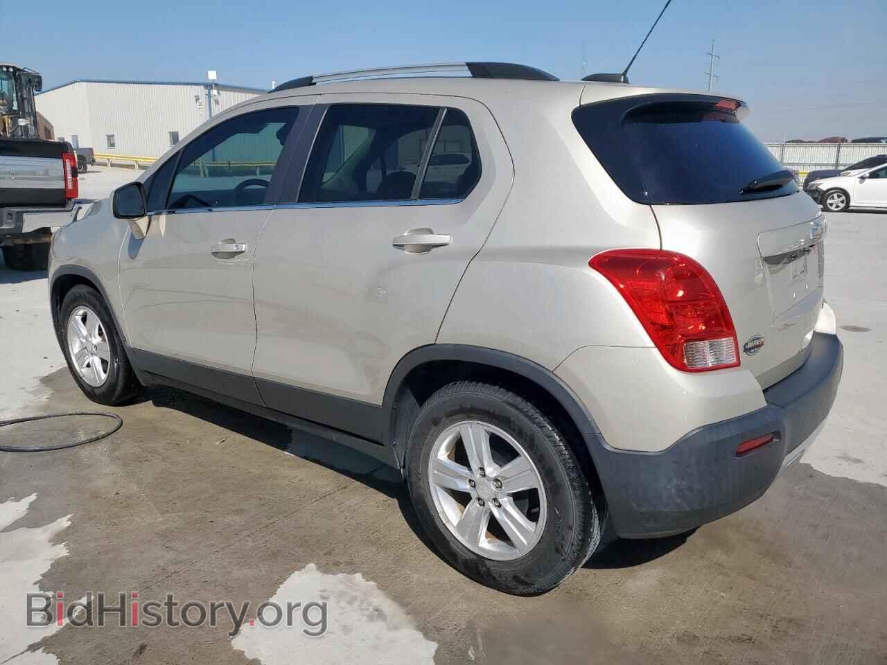 2016 CHEVROLET TRAX - VIN: 3GNCJLSB1GL278811 - Фото 2