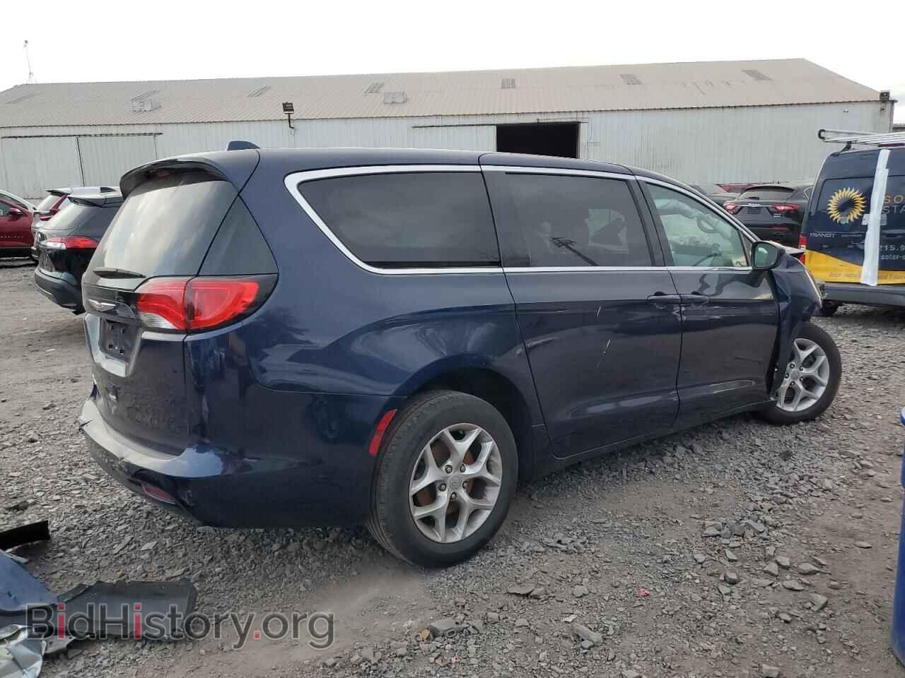 2017 CHRYSLER PACIFICA - VIN: 2C4RC1CG5HR770323 - Фото 3