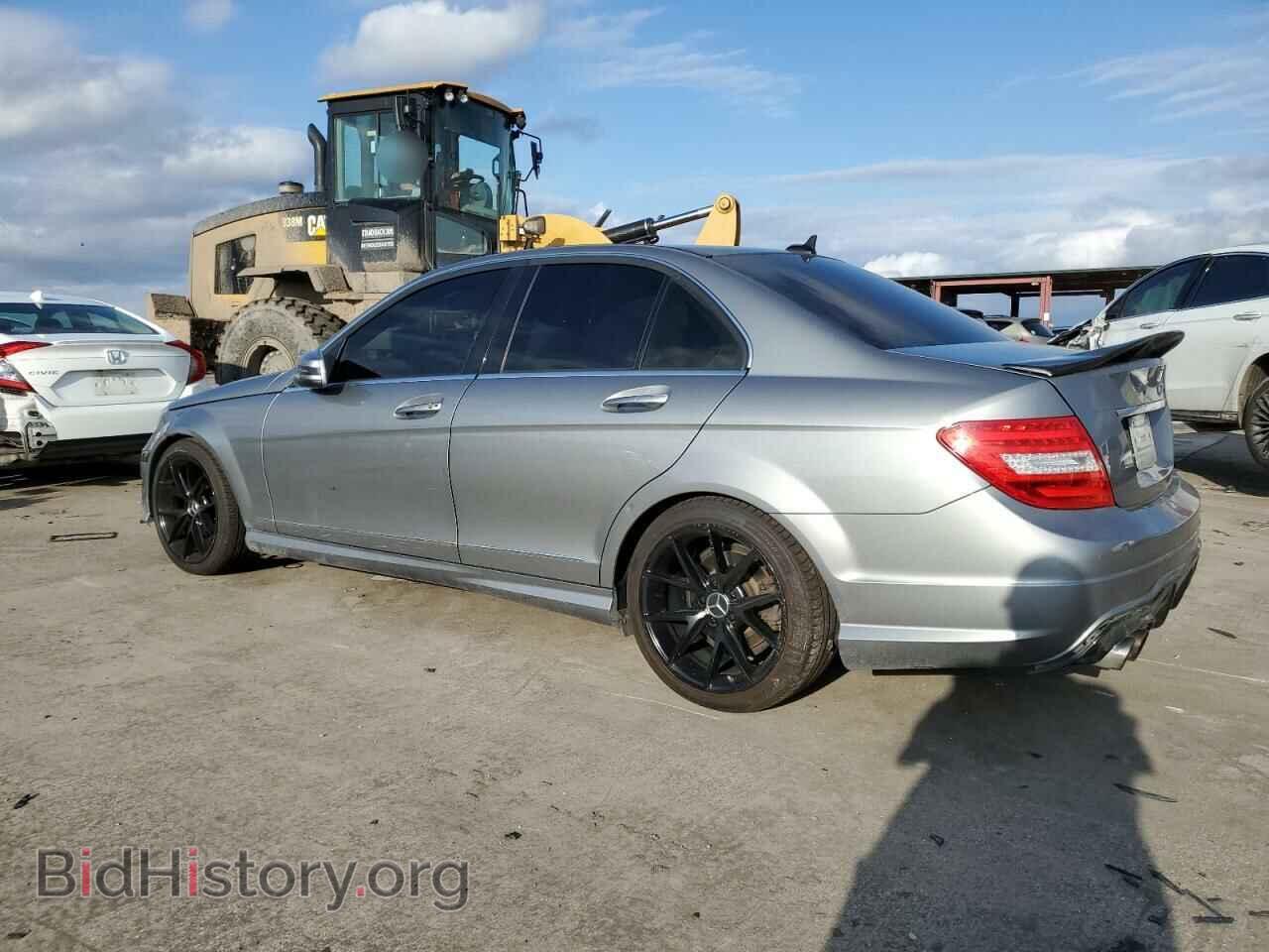 2014 MERCEDES-BENZ C-CLASS - VIN: WDDGF4HB9EA949533 - Фото 2