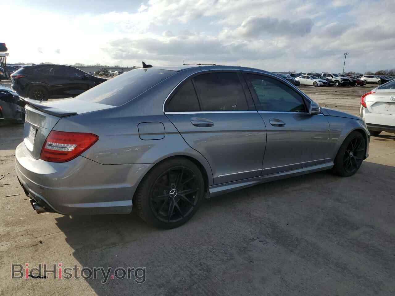 2014 MERCEDES-BENZ C-CLASS - VIN: WDDGF4HB9EA949533 - Фото 3