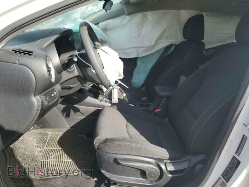 2020 Kia FORTE (VIN 3KPF24AD7LE211625) — photo 7 of 12