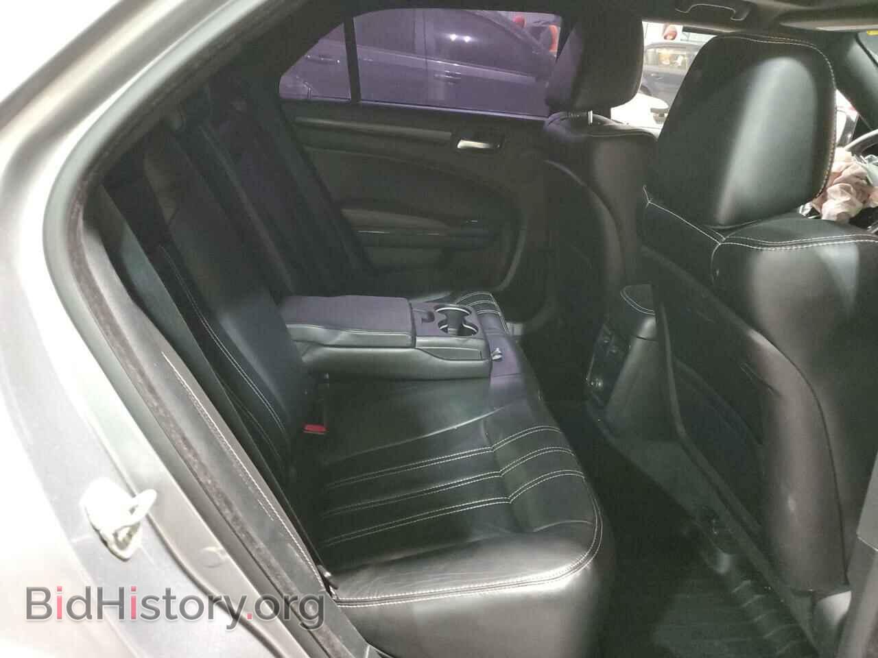 2014 CHRYSLER 300 - VIN: 2C3CCAGG2EH297700 - Фото 10