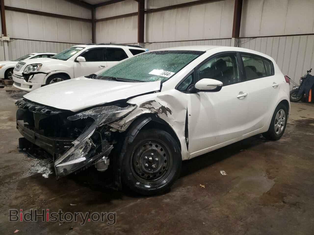 Photo KNAFK5A88H5727596 - KIA FORTE 2017