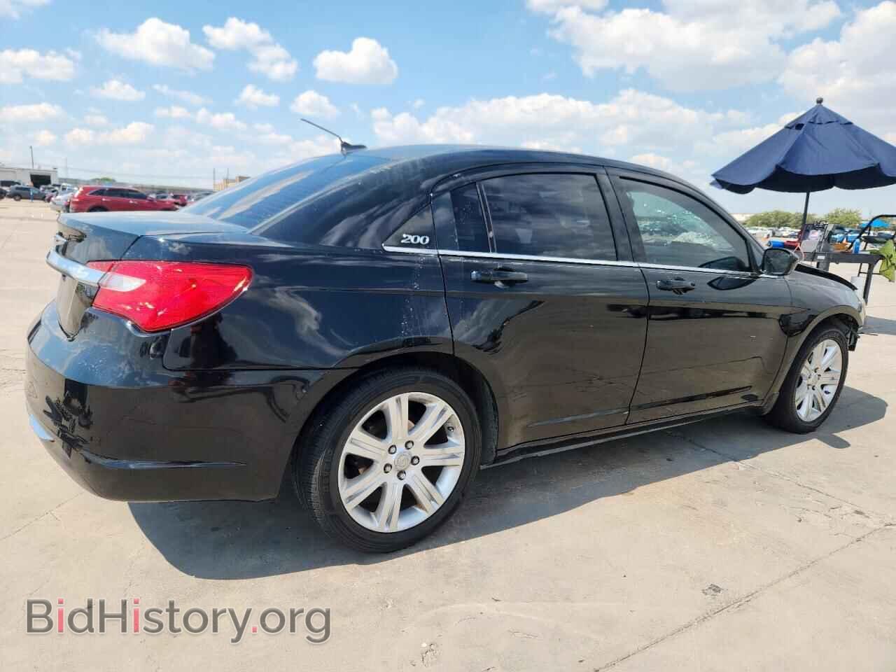 2011 CHRYSLER 200 - VIN: 1C3BC1FG8BN604741 - Фото 3