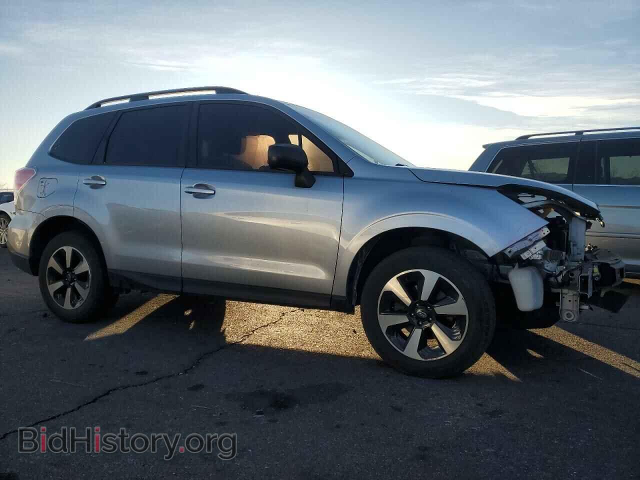 2017 SUBARU FORESTER - VIN: JF2SJABC8HH512834 - Фото 4
